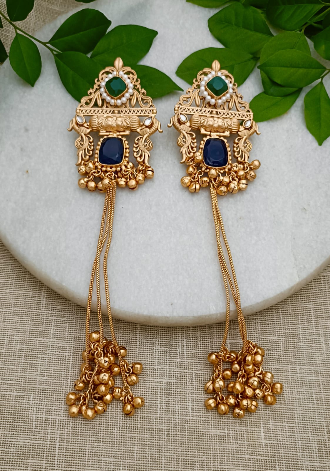 Gulnaar Kashmiri Jhumka