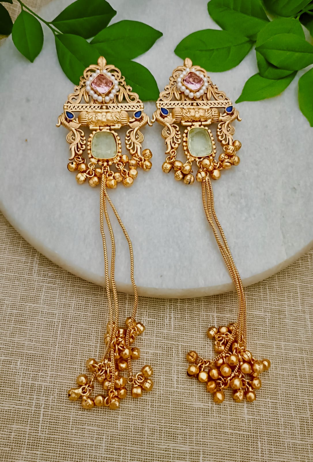 Gulnaar Kashmiri Jhumka