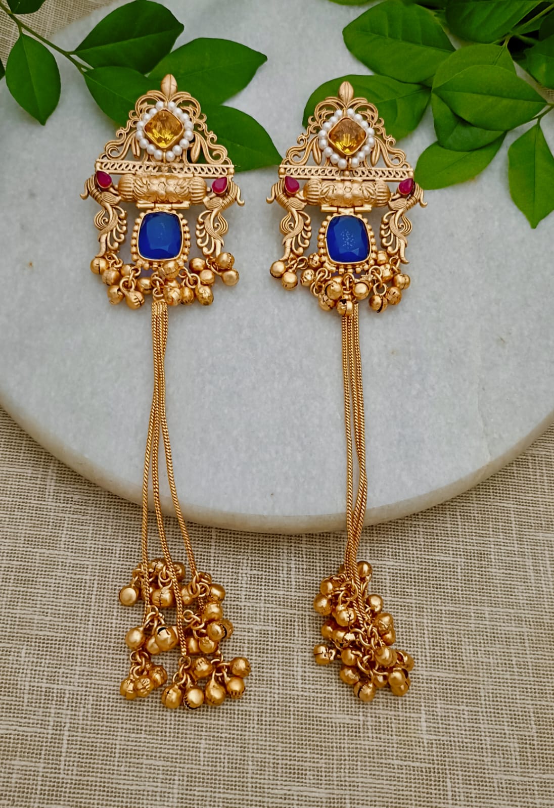 Gulnaar Kashmiri Jhumka