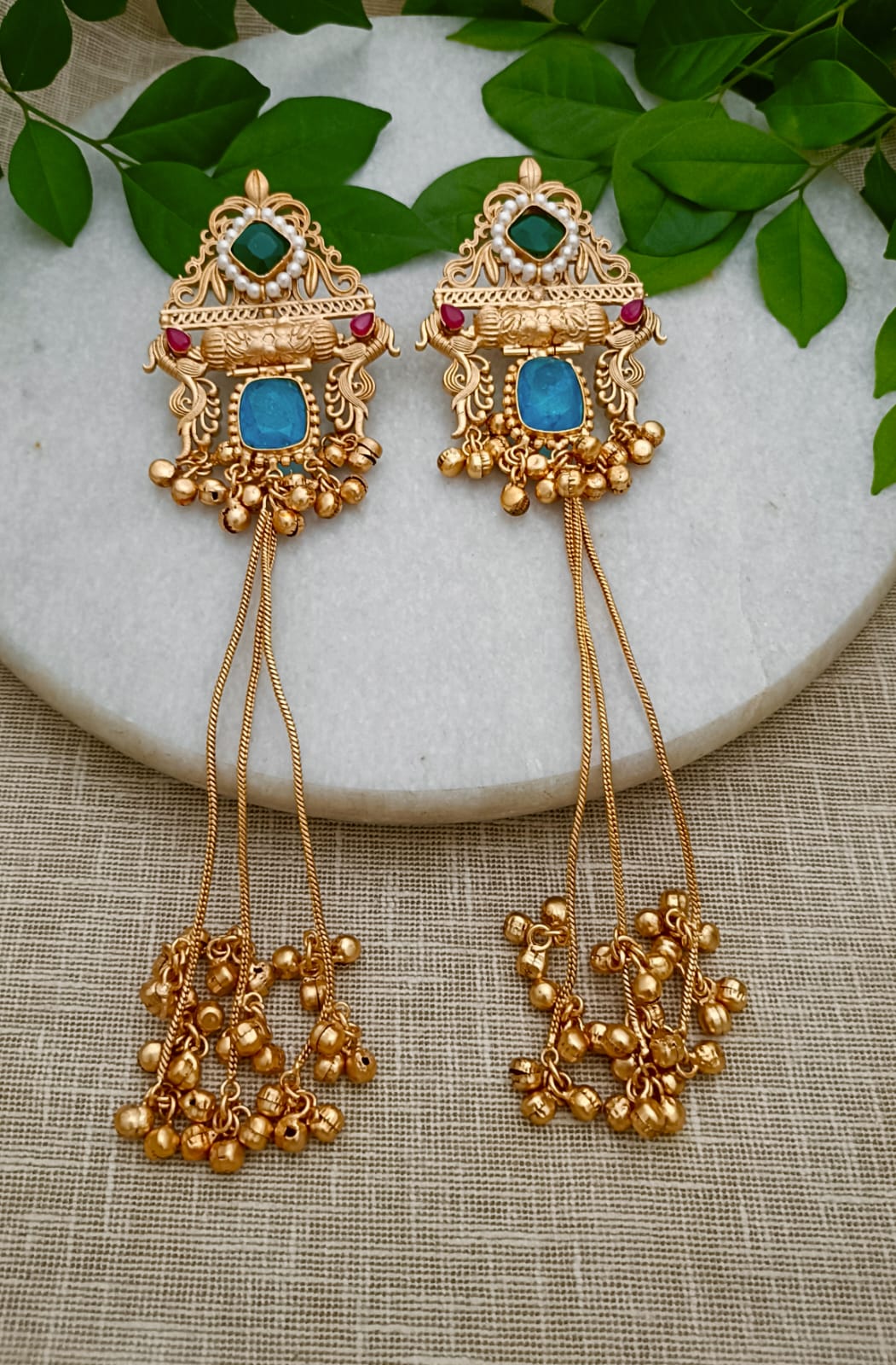 Gulnaar Kashmiri Jhumka